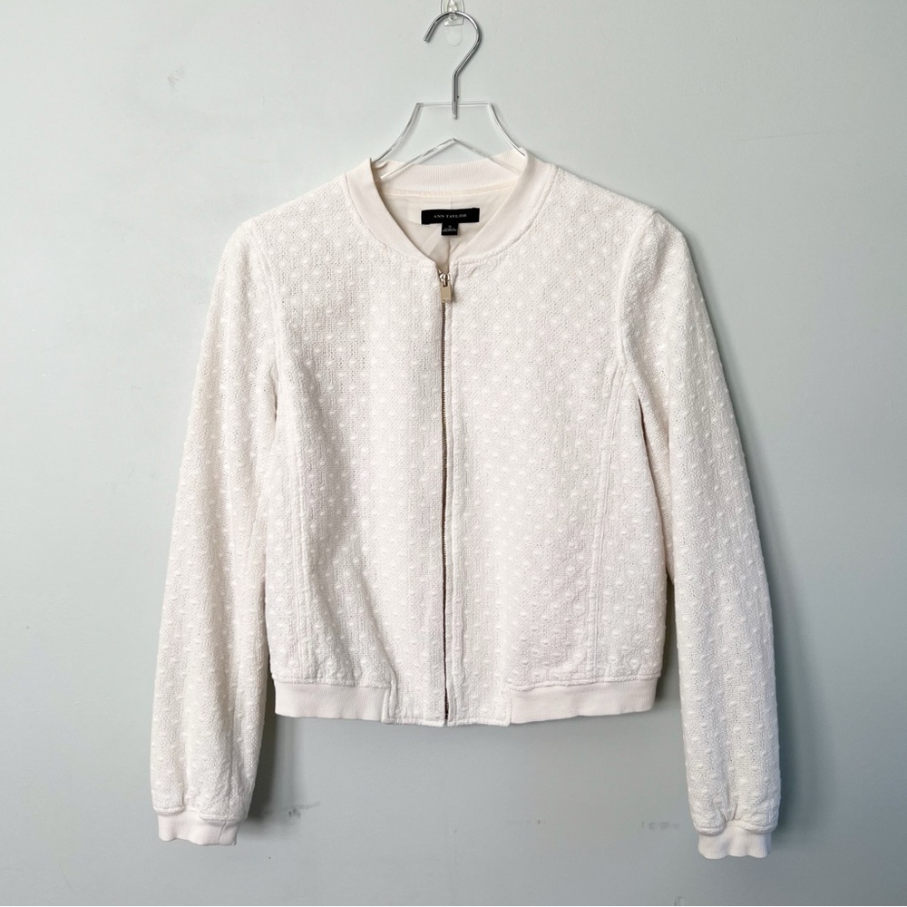 ANN TAYLOR White Textured Bomber Jacket with Cropped Design